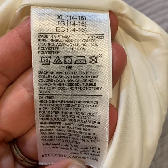 Old Navy kids vest, off white colour, size XL 14-16 - Picture 5 of 6